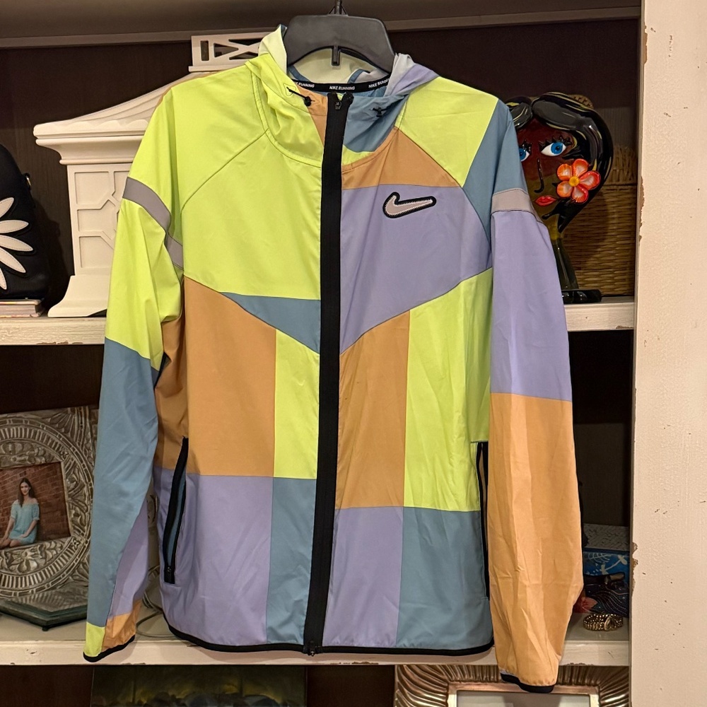 nike windrunner wild run patchwork full zip hoode… - image 2